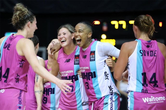 Womens Basketball WHAI v HOIHO